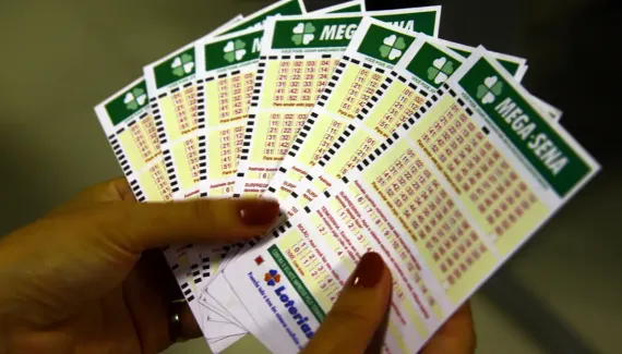 Mega-Sena acumula e prêmio principal vai para R$ 60 milhões