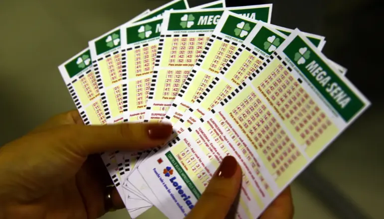 Mega-Sena acumula e prêmio principal vai para R$ 60 milhões