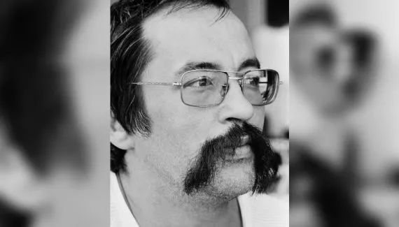 Textos inéditos de Paulo Leminski são encontrados em avião e guardados por 44 anos