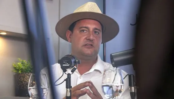 Após reunião com chefão, 