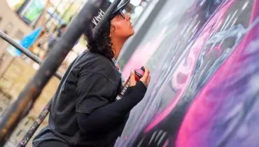 Artista do Paraná é selecionada para festival internacional de graffiti no Reino Unido
