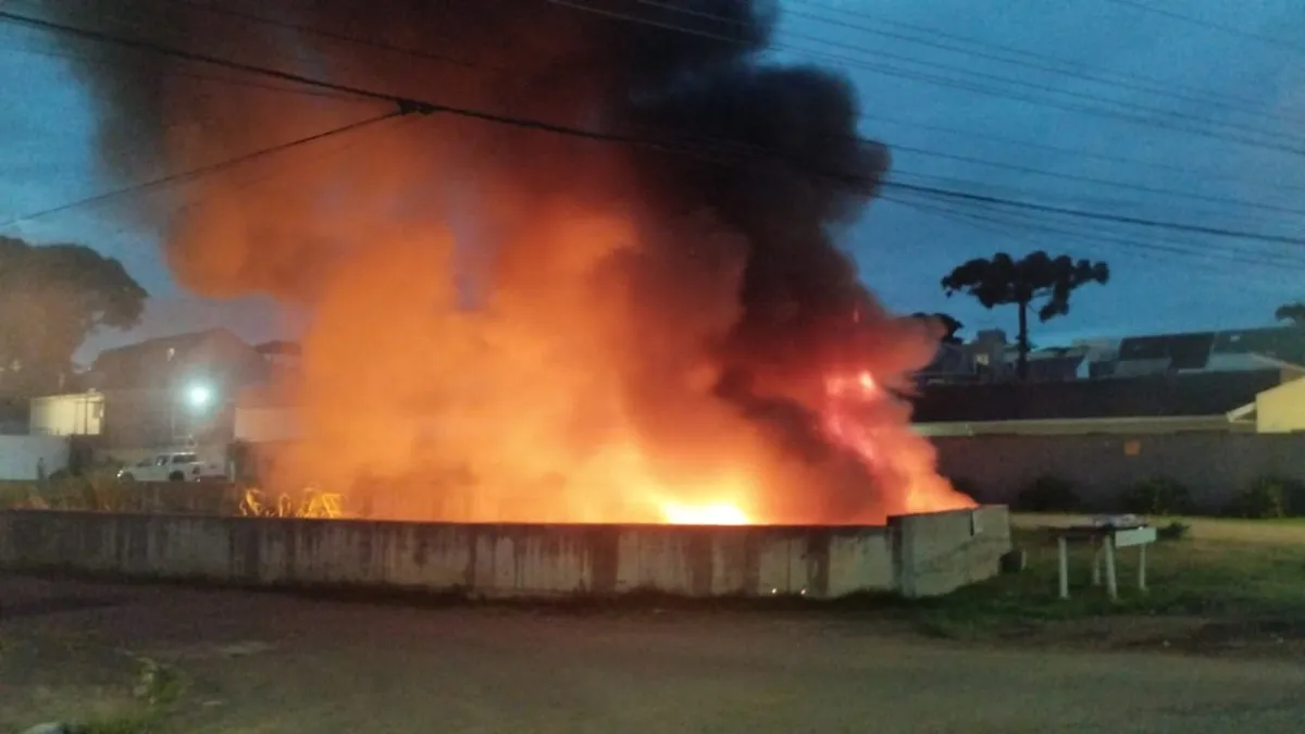 incêndio água verde