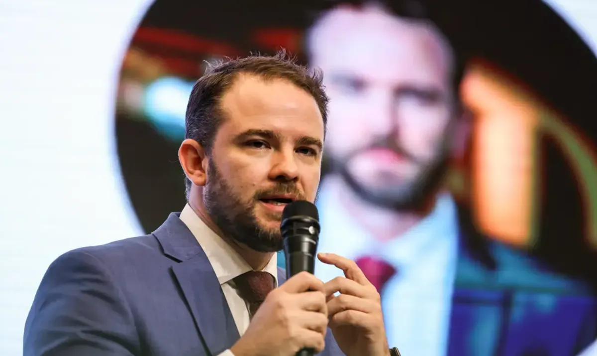 Lula confirma Dario Durigan na Fazenda, após saída de Haddad