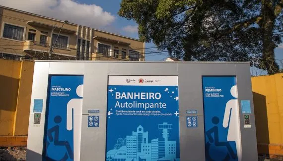 Curitiba testa primeiro banheiro público com tecnologia autolimpante