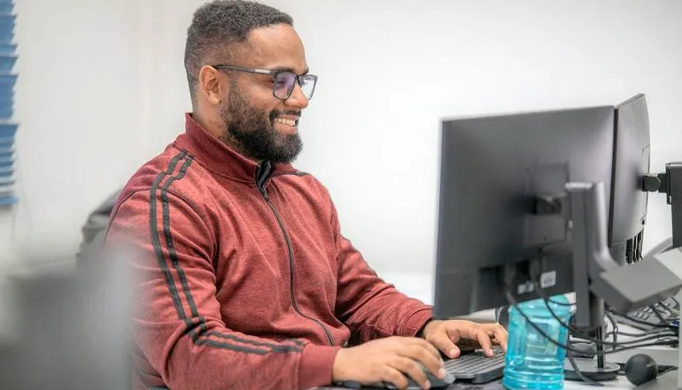 Curso grátis em parceria com o Google no Paraná: 10 mil vagas