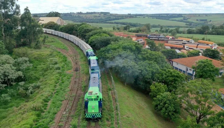 Concessões distintas criam dilema em integração de ferrovias que cortam o Paraná