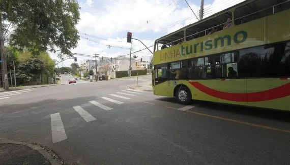 Feriado de Páscoa em Curitiba: veja o que abre e o que fecha
