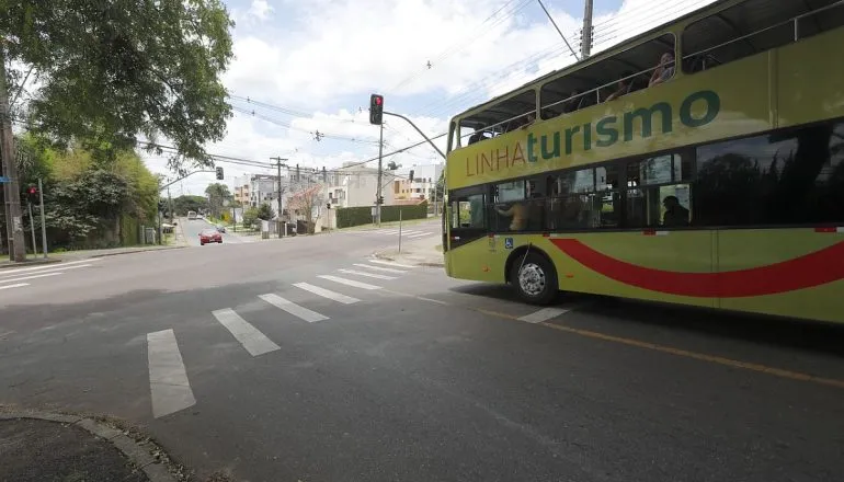 Feriado de Páscoa em Curitiba: veja o que abre e o que fecha
