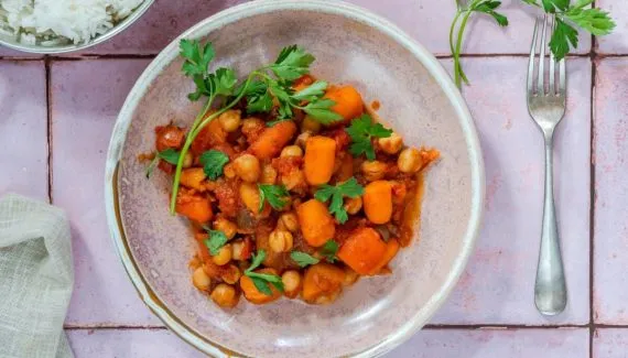 Jantar leve e saudável: 3 receitas com proteínas vegetais para o dia a dia