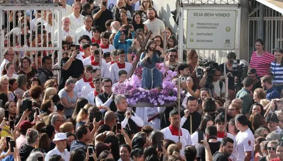 Procissões de Sexta-feira Santa alteram o trânsito em Curitiba