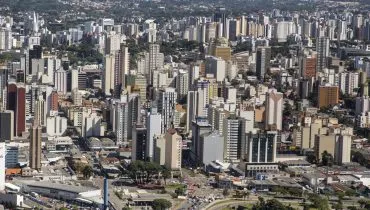 Capital x Interior: por que Curitiba deve perder 97 mil habitantes até 2050