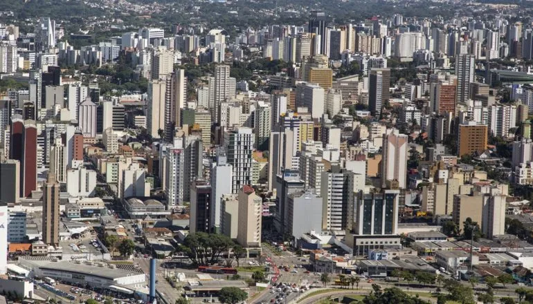 Capital x Interior: por que Curitiba deve perder 97 mil habitantes até 2050