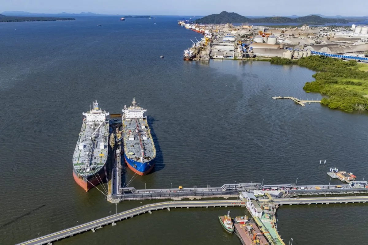 Portos do Paraná investe R$ 100 milhões em segunda etapa de modernização do píer de líquidos