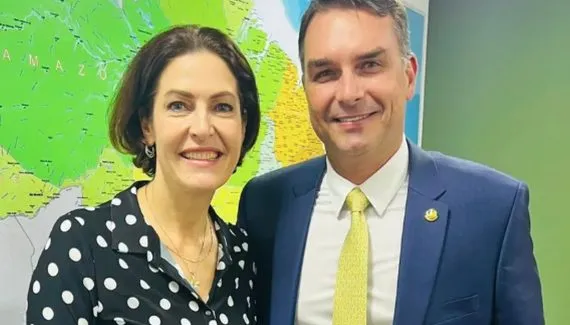 Filiada ao PSD de Caiado, Cristina Graeml apoia Flávio Bolsonaro para presidente