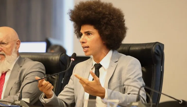 Sob risco de cassação na Alep, Renato Freitas é pré-candidato a deputado federal