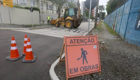 Trânsito em Curitiba: novo bloqueio afeta motorista nesta quinta-feira (09)
