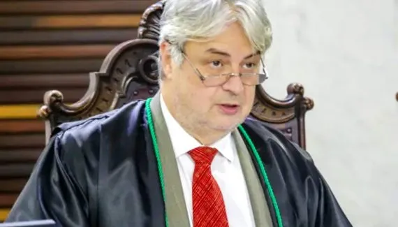 Justiça reduz em R$ 917 mil valor a ser pago para Maurício Requião