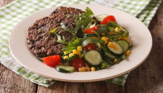 Proteína vegetal: 5 receitas leves e saudáveis para almoço e jantar