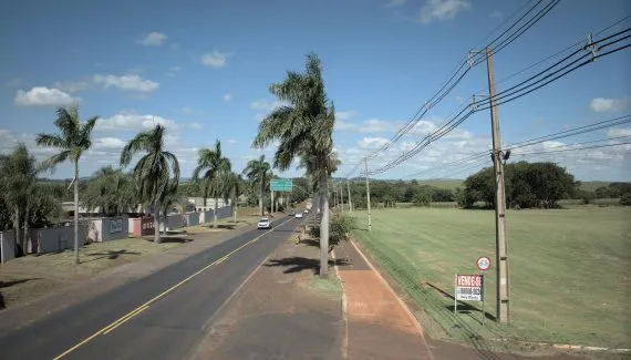Cinco rodovias estaduais vão ganhar trechos com terceira faixa