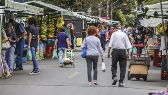 Curitiba oferece feiras livres e de artesanato neste domingo