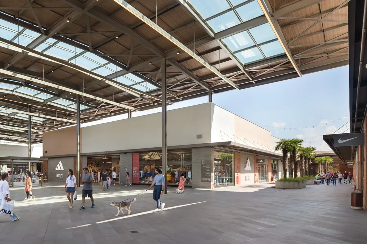 City Center Outlet lança campanha com descontos de até 50% em calçados às terças