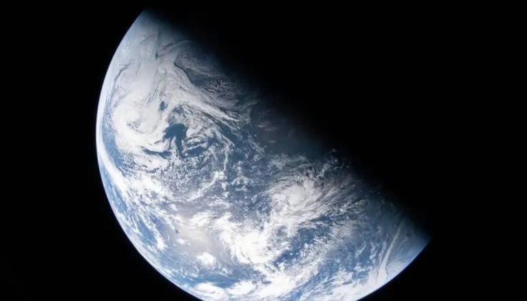 Dia com 25 horas? Entenda quando o dia Terra passará a ter uma hora a mais