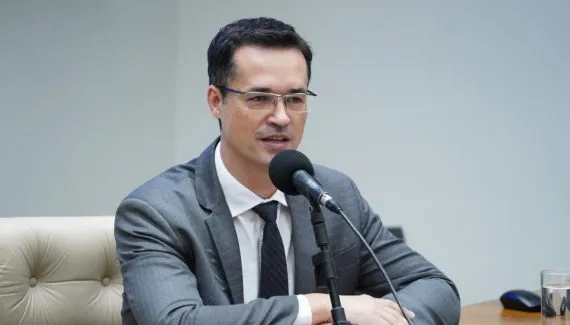 TRE-PR confirma elegibilidade de Dallagnol e pune Zeca Dirceu