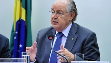 Deputado Luiz Carlos Hauly anuncia pré-candidatura ao Senado pelo Paraná