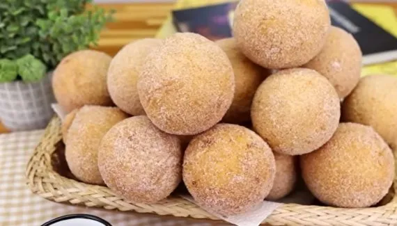 Como fazer o bolinho de chuva perfeito sem glúten e sem leite