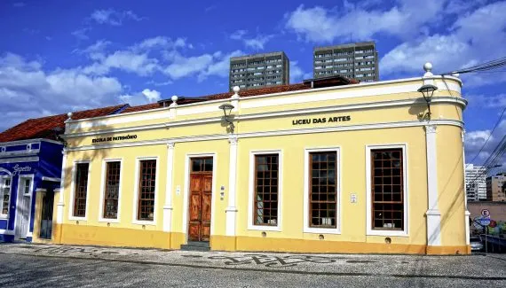 Curitiba oferece plantão gratuito para tirar dúvidas sobre incentivos