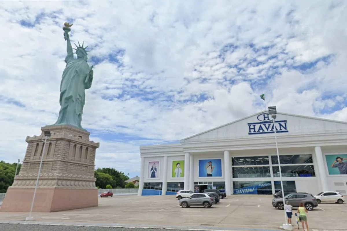 Imagem mostra a Estátua da Havan em São Luís.