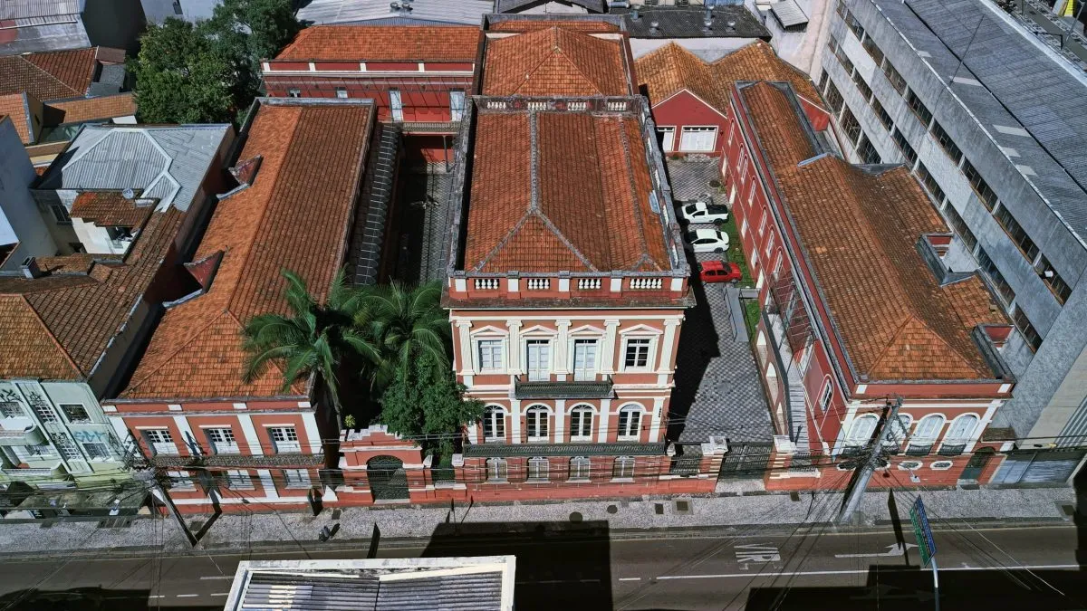 Solão do Barão é patrimônio cultural de Curitiba e passa por restauração