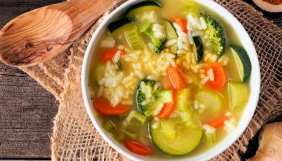 7 sopas detox e práticas para a segunda-feira