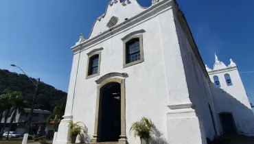 Construída com óleo de baleia, igreja de 250 anos de Guaratuba, no litoral do Paraná, será restaurada