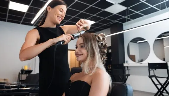 Salões autorais ganham força no mercado de serviços de beleza