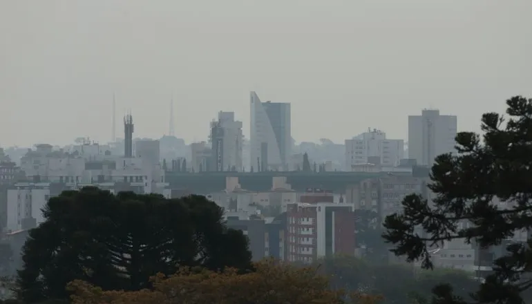 Ademi propõe mudanças no Plano Diretor para ampliar moradia acessível em Curitiba