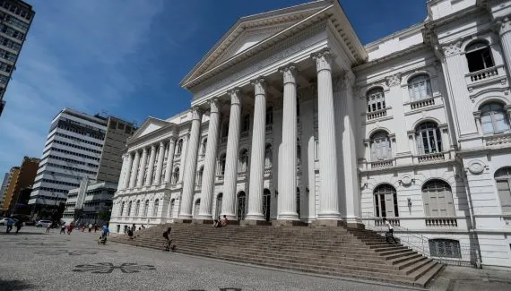 Corregedoria da UFPR investiga denúncia de violência sexual