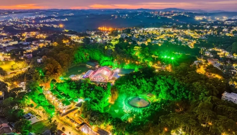 Warung Day Festival terá 12 horas de programação. 