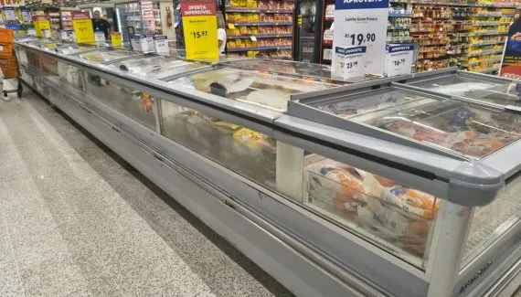 Após reforma de lojas, rede de supermercados do Paraná leiloa equipamentos