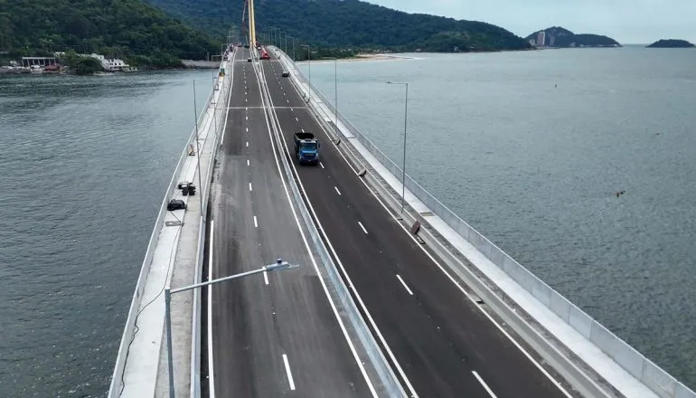 Na reta final para inauguração, Ponte de Guaratuba recebe licença que libera operação
