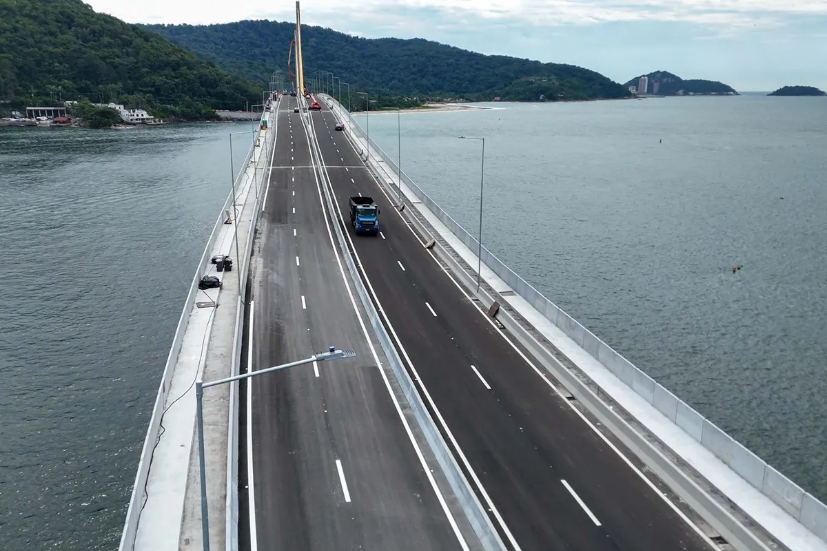 Na reta final para inauguração, Ponte de Guaratuba recebe licença que libera operação