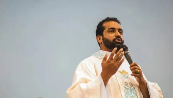 Padre de Paranaguá é denunciado pelo crime de violação sexual
