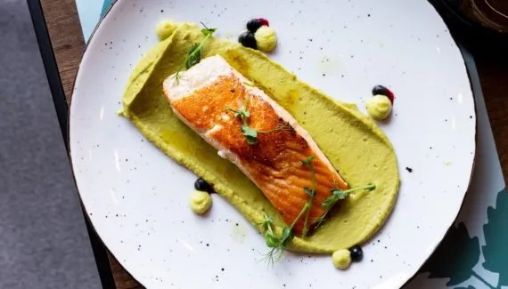 Jantar saudável: 3 pratos leves e proteicos para o dia a dia