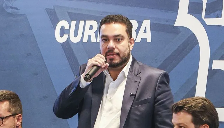 Vice-prefeito de Curitiba confirma pré-candidatura à deputado federal