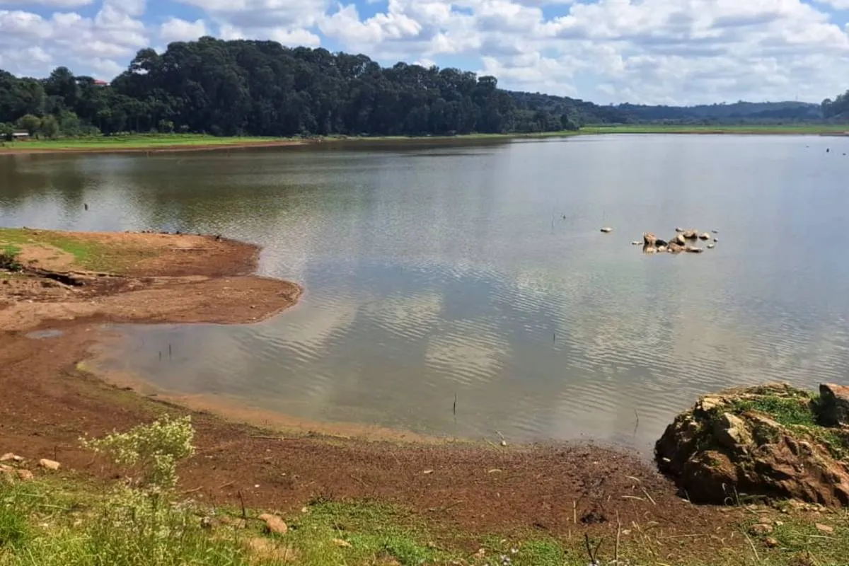 Imagem mostra a represa do Passaúna.