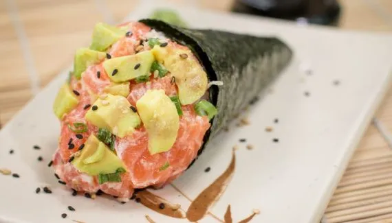 Temaki: 3 receitas fáceis e leves para fazer em casa