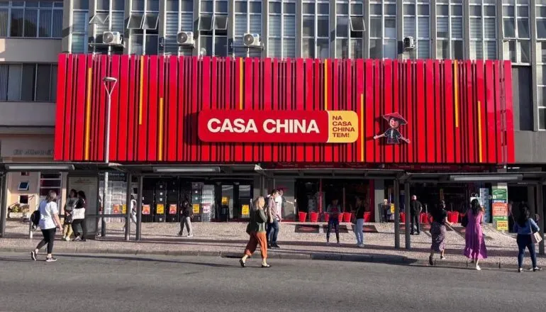 Com investimento milionário, Casa China reinaugura loja número 1 em Curitiba