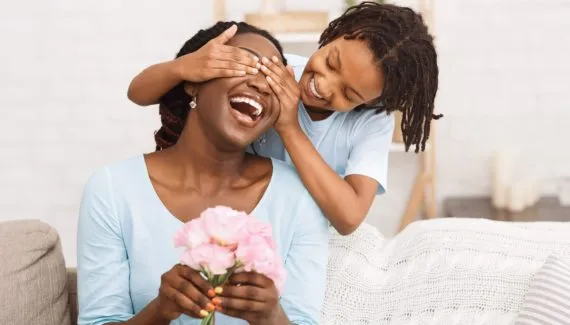Presente ideal para a mãe de cada signo: veja como acertar na escolha