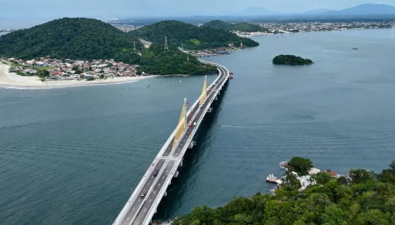 A Ponte de Guaratuba marca o início de uma nova etapa de integração, mobilidade e desenvolvimento no Litoral paranaense.