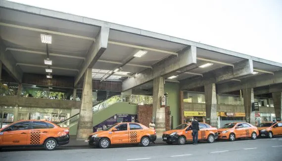 Passageira é flagrada com 24 kg de maconha na rodoviária de Curitiba